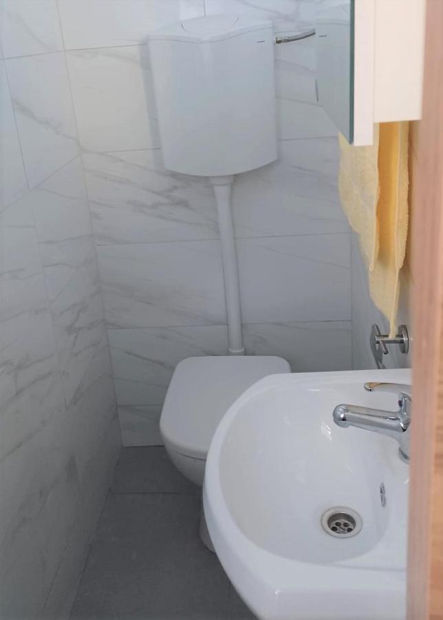 Apartment Neva Split With Free Private Parking Space 외부 사진